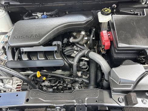Used 2019 Nissan Rogue Sport S FWD image 10