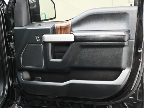 Used 2016 Ford F150 Lariat w/ Equipment Group 502A Luxury AWD/4WD image 22