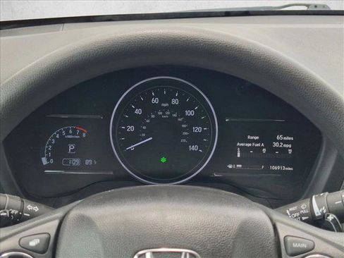 Used 2022 Honda HR-V EX image 9