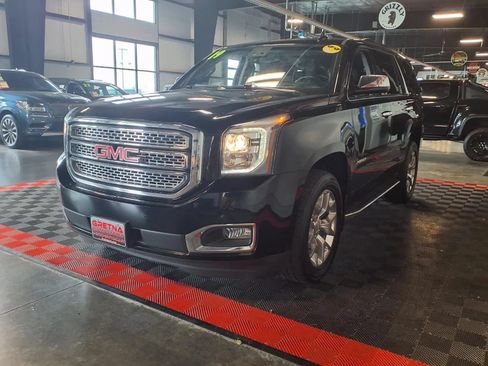 Used 2019 GMC Yukon SLT AWD/4WD image 4