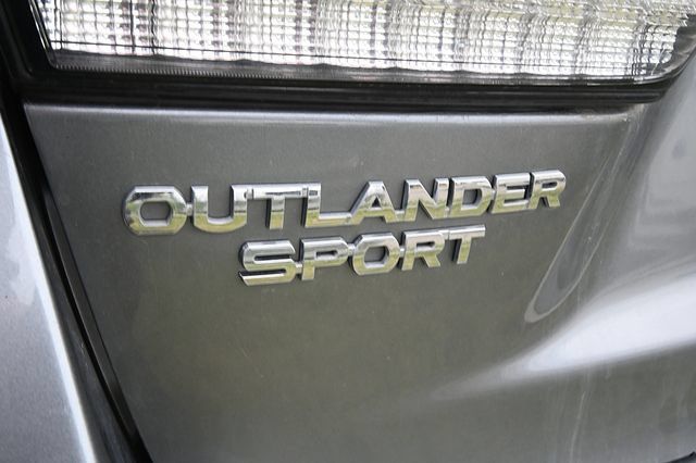 Used 2025 Mitsubishi Outlander Sport ES AWD/4WD image 5