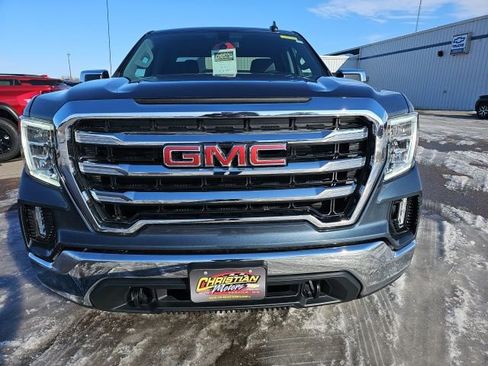 Used 2021 GMC Sierra 1500 SLE w/ X31 Off-Road Package image 8