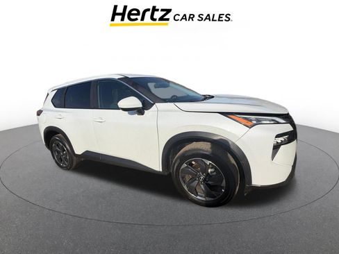 Used 2025 Nissan Rogue SV image 1