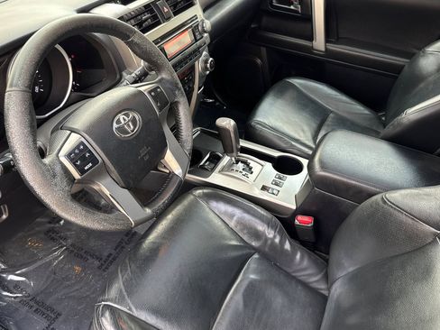 Used 2010 Toyota 4Runner Limited image 16