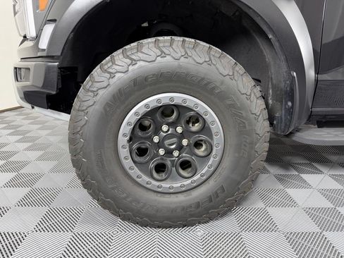Used 2025 Ford F150 Raptor AWD/4WD image 15