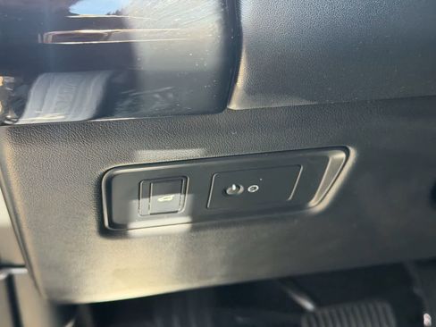 Used 2020 Land Rover Range Rover HSE image 16