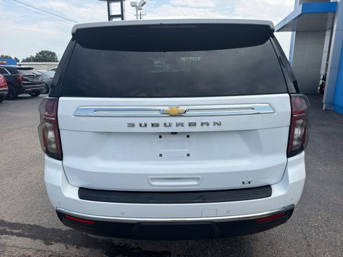Used 2024 Chevrolet Suburban LT AWD/4WD image 5