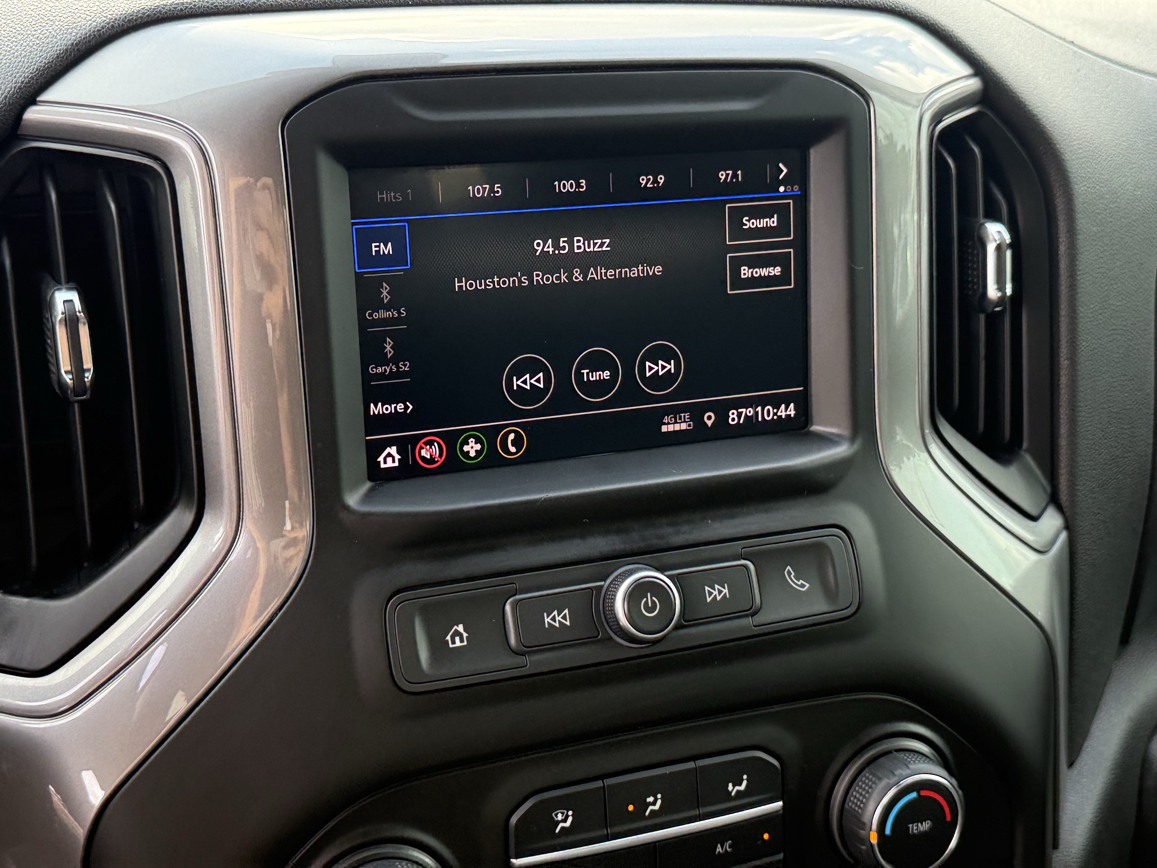 Used 2020 Chevrolet Silverado 1500 Custom w/ Custom Value Package RWD image 18