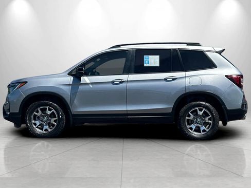 Used 2023 Honda Passport TrailSport image 5