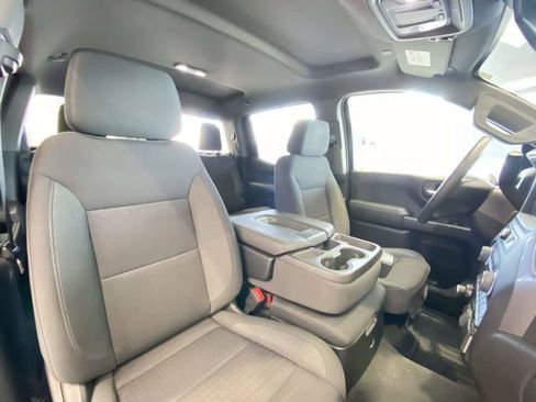Used 2022 Chevrolet Silverado 1500 Custom Trail Boss AWD/4WD image 26