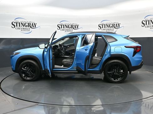 Used 2025 Chevrolet Trax ACTIV w/ Driver Confidence Package FWD image 28