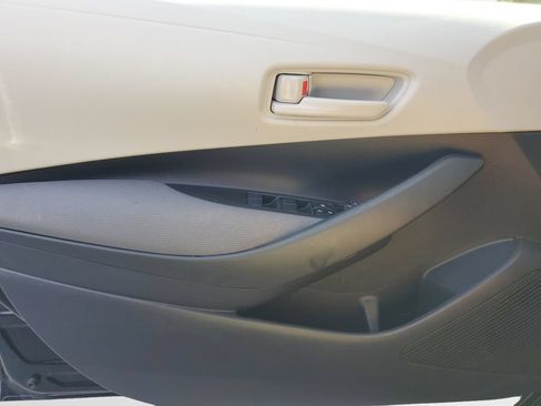 Certified 2023 Toyota Corolla LE FWD image 18