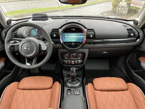Certified 2024 MINI Cooper Clubman S AWD/4WD image 14