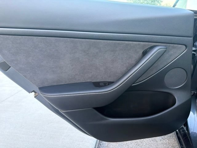 Used 2022 Tesla Model 3 Performance AWD/4WD image 17