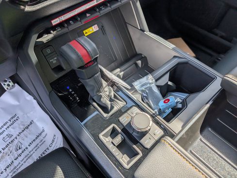 New 2026 Toyota Tundra 4x4 CrewMax image 19