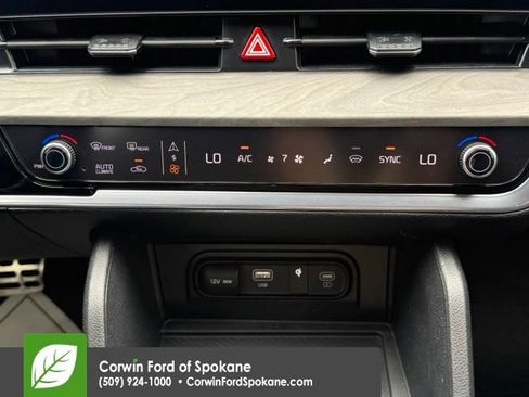 Used 2025 Kia Sportage X-Pro Prestige AWD/4WD image 29