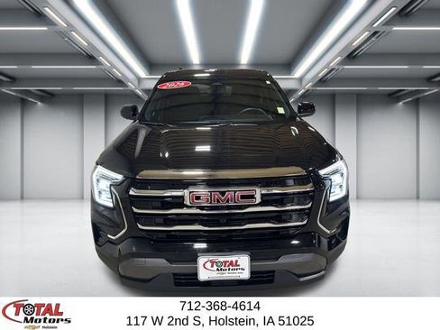 Used 2026 GMC Terrain Elevation image 3