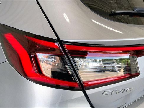 Used 2022 Honda Civic EX-L image 13