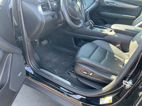 Certified 2023 Cadillac XT5 Luxury w/ LPO, Floor Liner Package AWD/4WD image 42