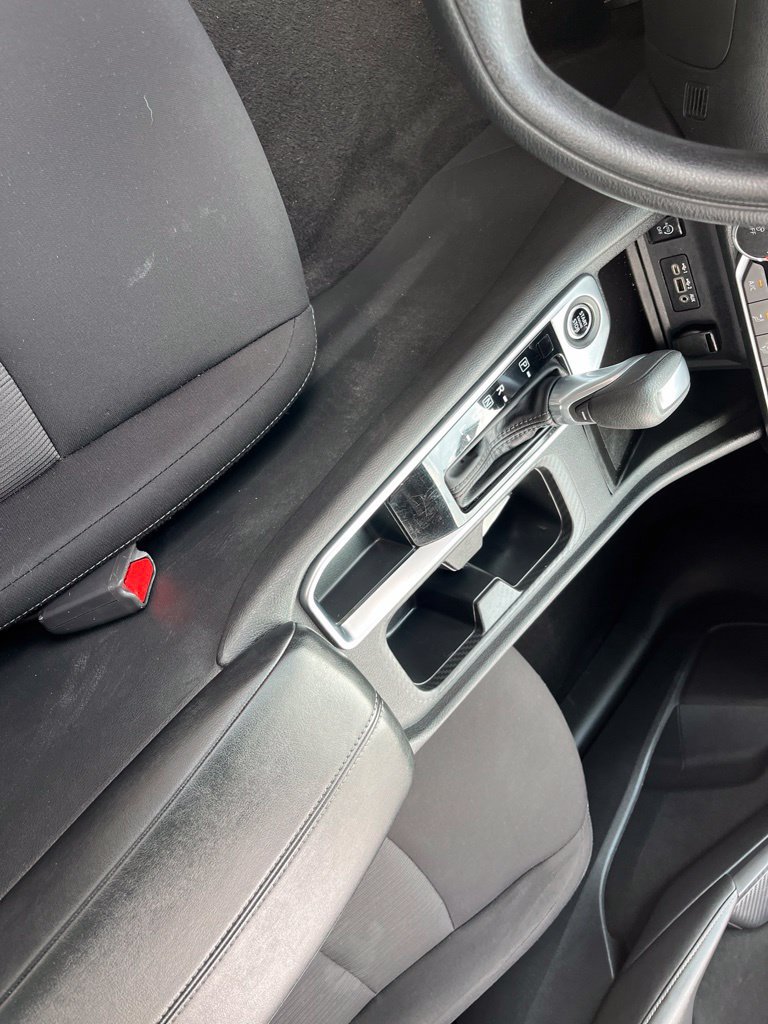 Used 2025 Nissan Sentra SV FWD image 19
