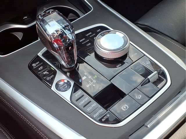 Used 2021 BMW X7 M50i AWD/4WD image 11