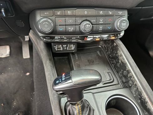 Used 2023 Dodge Durango R/T w/ Hemi Orange Plus Package AWD/4WD image 21