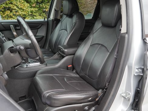 Used 2013 GMC Acadia SLT image 35