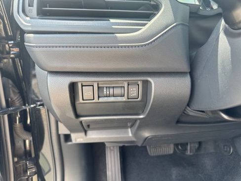 Used 2025 Subaru Forester Premium AWD/4WD image 16