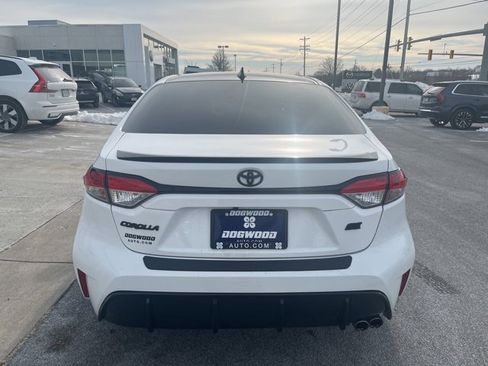 Used 2023 Toyota Corolla SE image 4