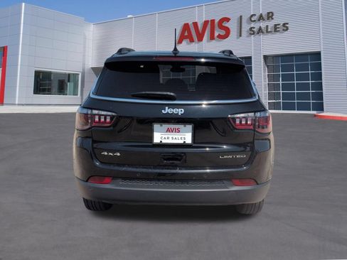 Used 2025 Jeep Compass Limited AWD/4WD image 7