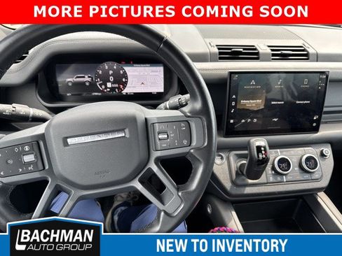 Used 2025 Land Rover Defender 110 X-Dynamic SE AWD/4WD image 6