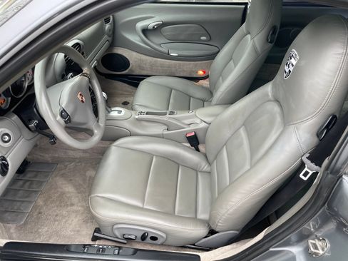 Used 2003 Porsche 911 Targa RWD image 9