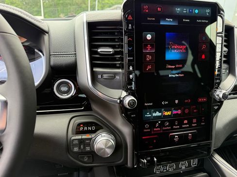 New 2026 RAM 1500 Laramie AWD/4WD image 18