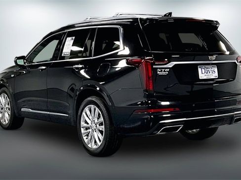 Used 2020 Cadillac XT6 Premium Luxury image 6