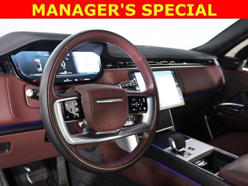 Used 2025 Land Rover Range Rover SE AWD/4WD image 33