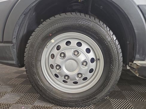 Used 2024 Ford Transit 250 T-250 130 Low Rf 9070 GVWR AW w/ Exterior Upgrade Package image 30