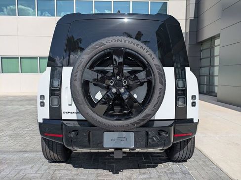 New 2026 Land Rover Defender 110 X-Dynamic SE AWD/4WD image 6