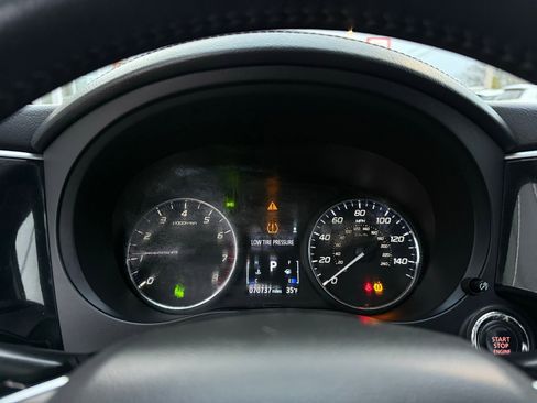 Used 2020 Mitsubishi Outlander SE image 49