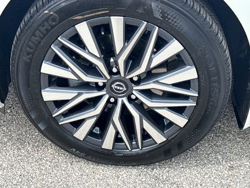 New 2026 Nissan Altima 2.5 SV AWD/4WD image 9