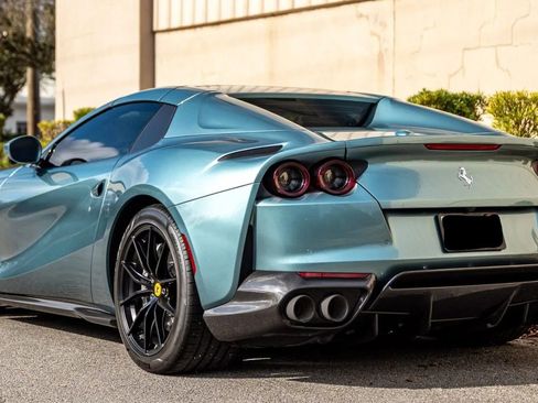 Used 2023 Ferrari 812 GTS RWD image 9