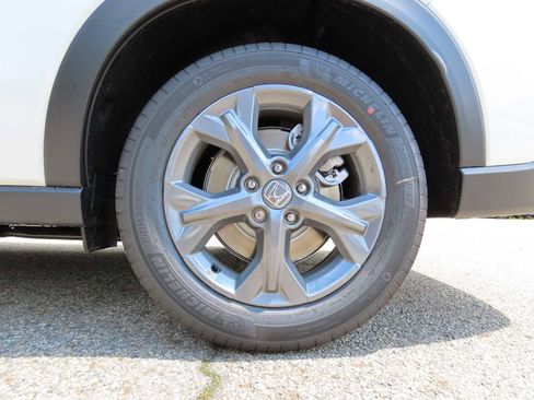 New 2026 Honda HR-V LX image 9