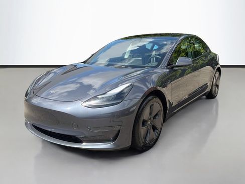 Used 2023 Tesla Model 3 Standard Range RWD image 3