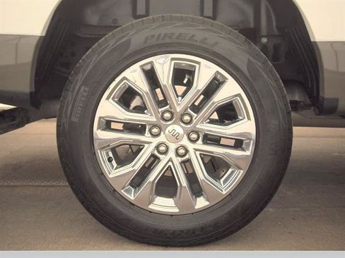 Used 2025 Ford F150 King Ranch w/ FX4 Off-Road Package AWD/4WD image 9