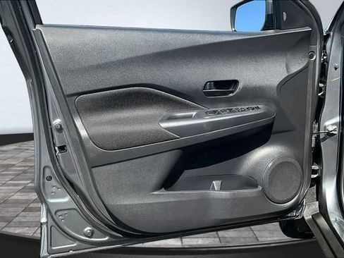 Used 2025 Nissan Kicks Play S FWD image 19