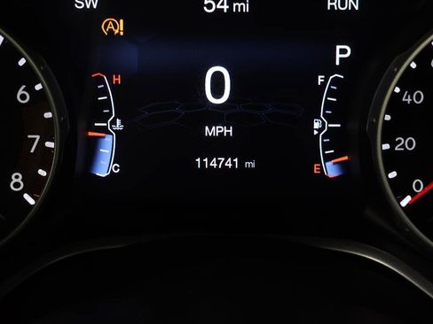 Used 2018 Jeep Compass Latitude w/ Popular Equipment Group image 18