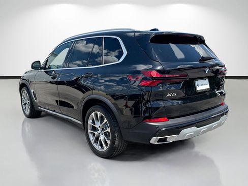 New 2026 BMW X5 sDrive40i RWD image 5