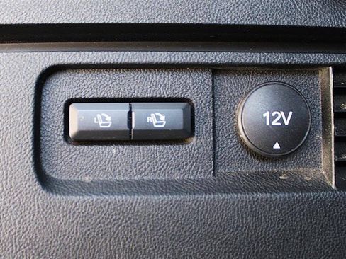Used 2018 Lincoln MKX Reserve w/ Lincoln MKX Climate Package AWD/4WD image 29