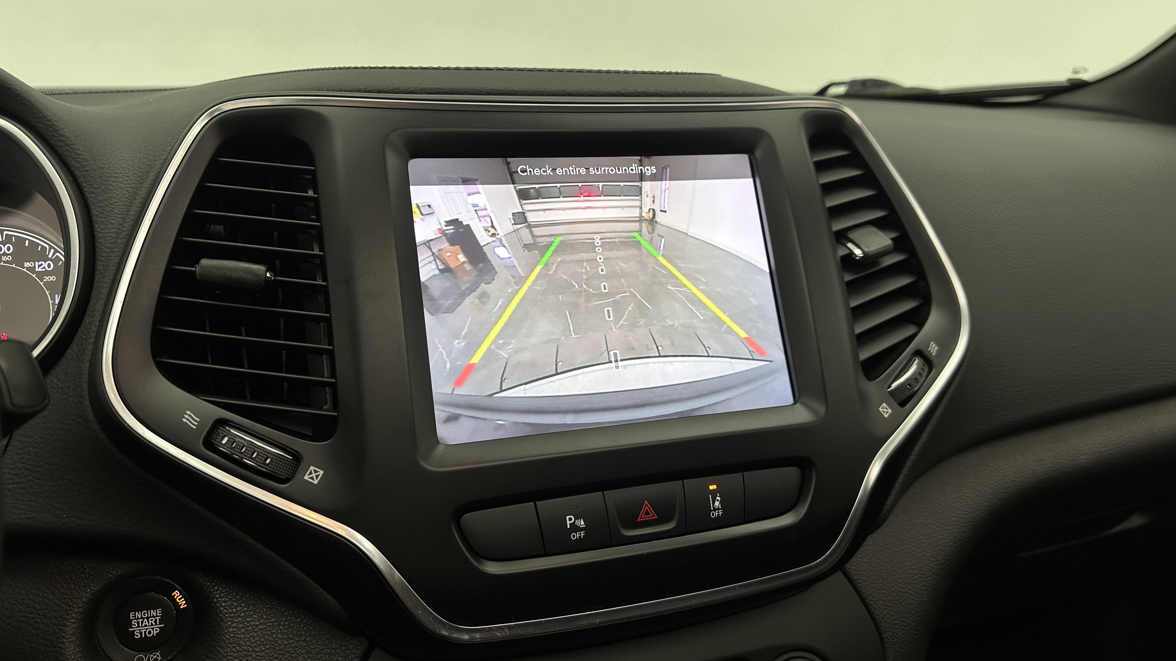 Used 2021 Jeep Cherokee Latitude Lux 80th Anniv w/ Quick Order Package 26U 80TH FWD image 22