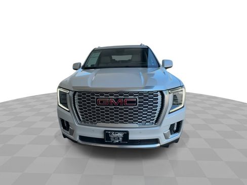 Certified 2023 GMC Yukon Denali AWD/4WD image 3
