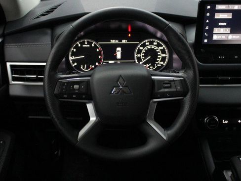 New 2026 Mitsubishi Outlander ES AWD/4WD image 21